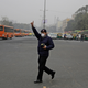 Image for article titled Delhi Still Chokes on Smog Despite Banning Half Its Cars